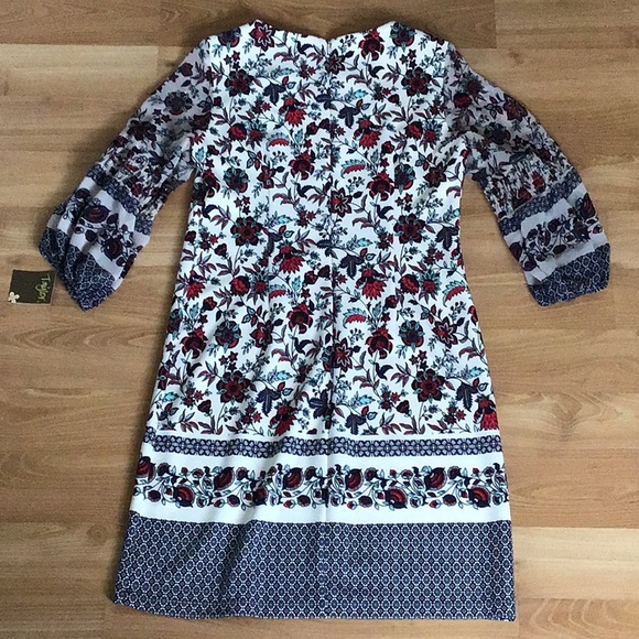 Taylor Women’s Dress - Picture 14 of 16